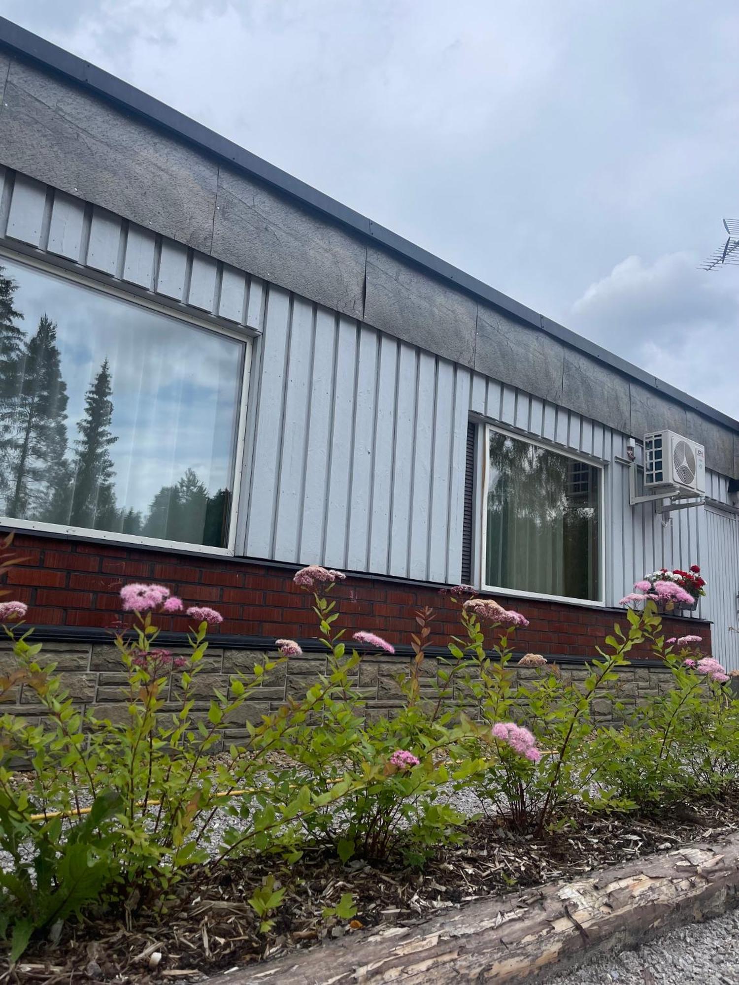 Asikkalan Motelli Vesivehmaa Exteriör bild